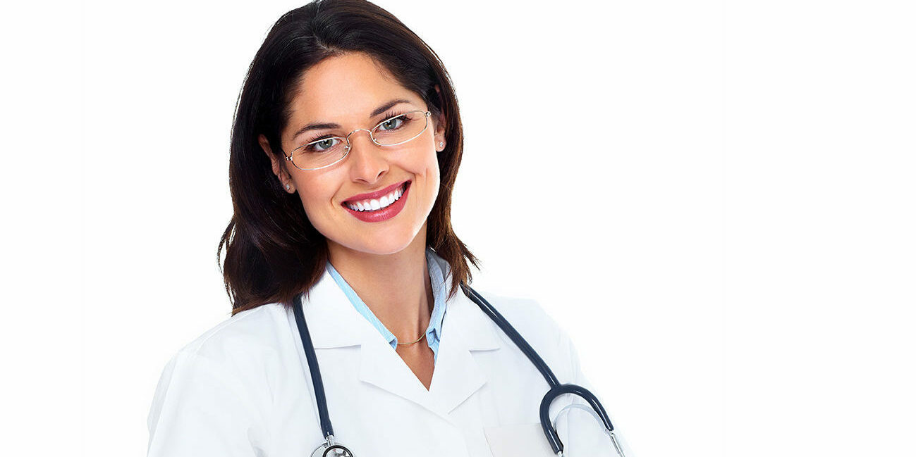 physician blogging | Vanguard Communications | Female doctor smiling